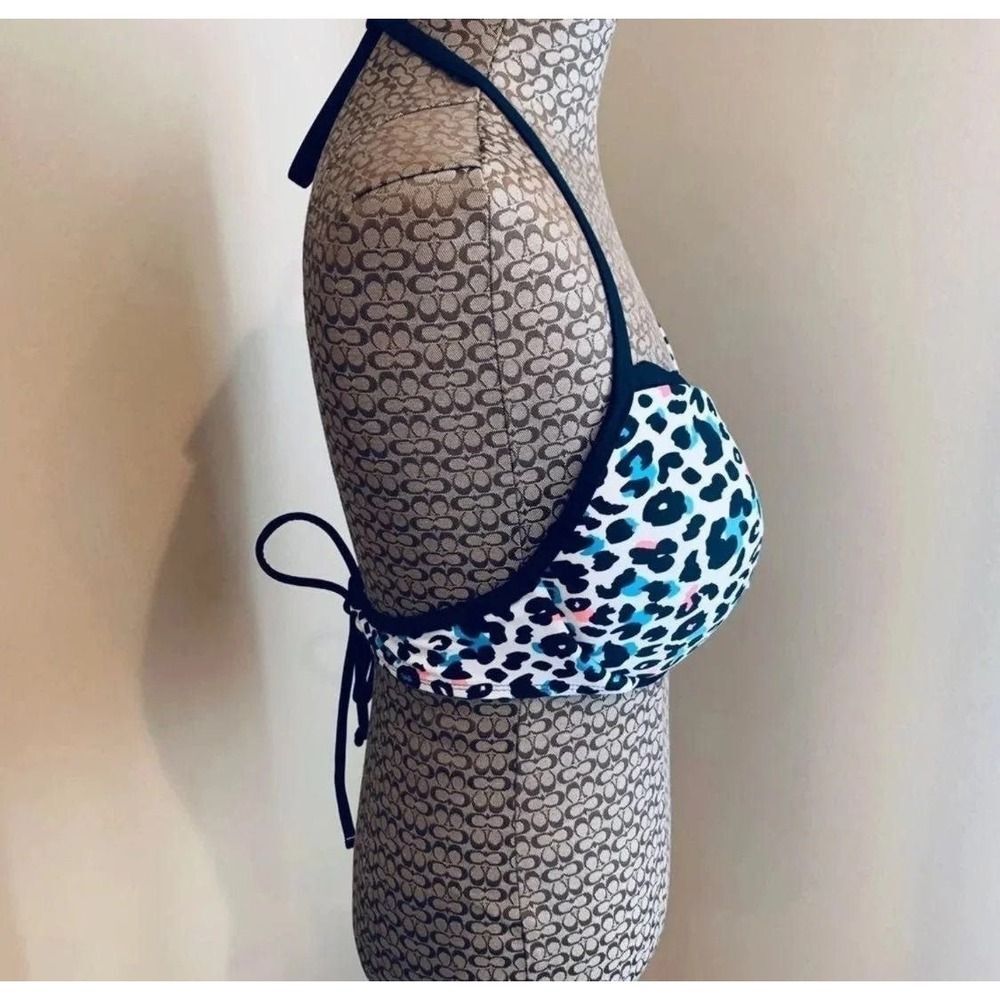 Swimsuit - Picture 9 of 11